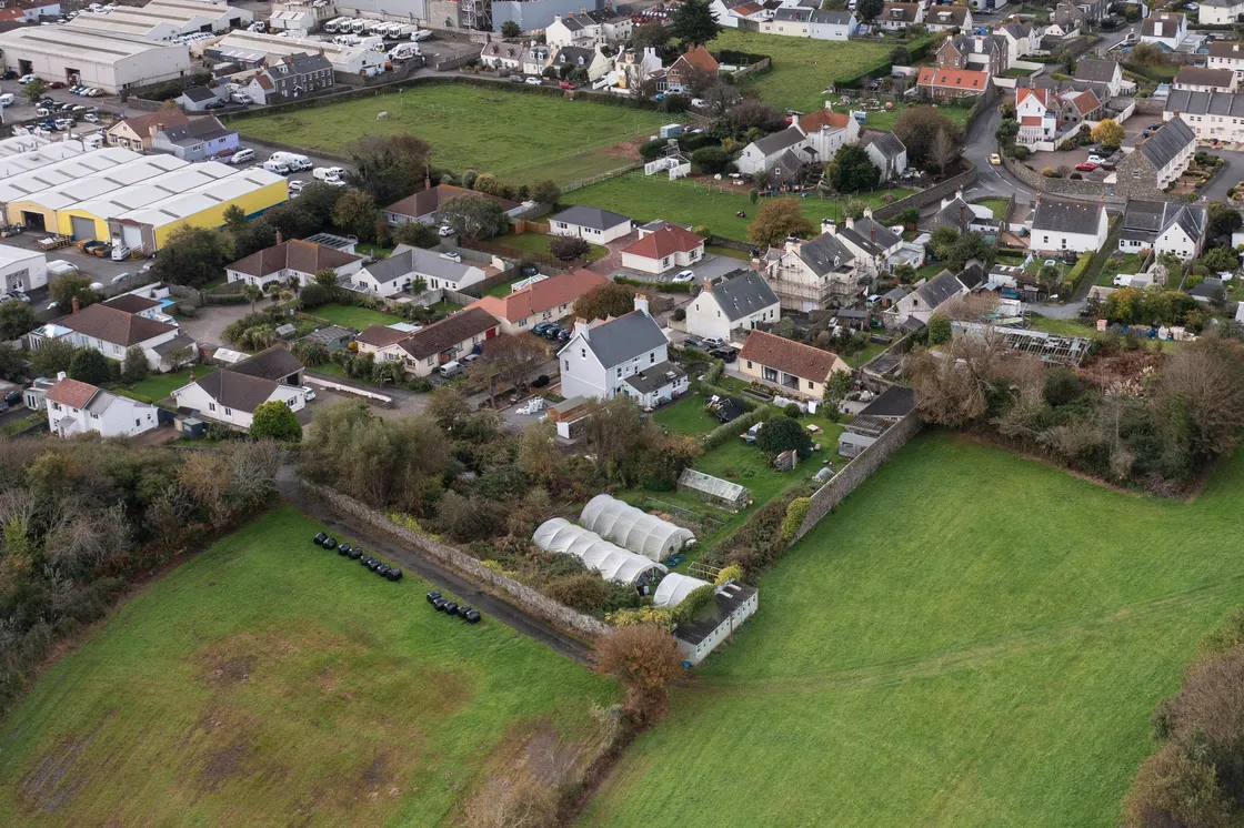 The fields adjacent to the site are currently used by La Societe’s Conservation Herd.