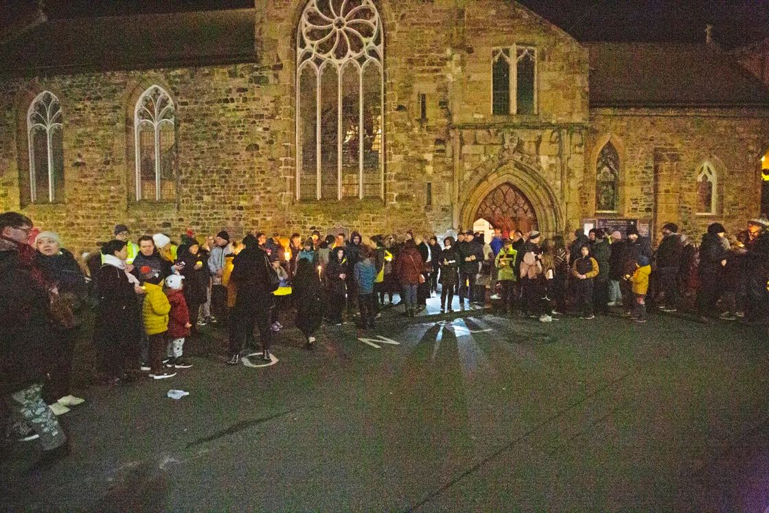Local support for the people of Ukraine was shown in a vigil and a candlelight march from the Town Church to the Liberation Monument. (30547447)