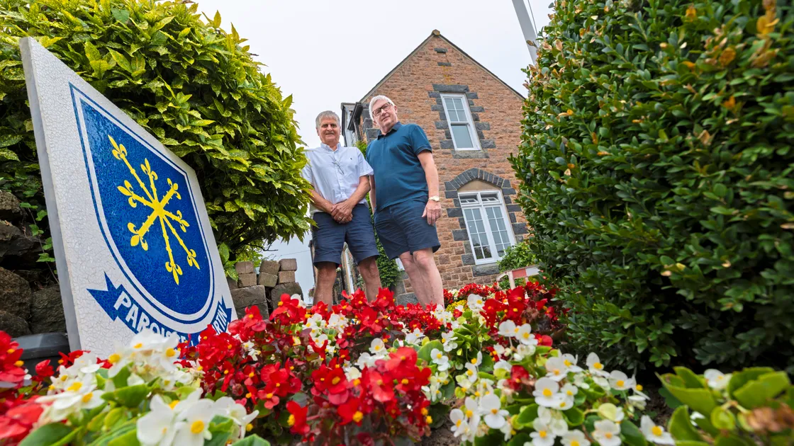 St Martin’s constables Rob Prow and Dave Beausire.