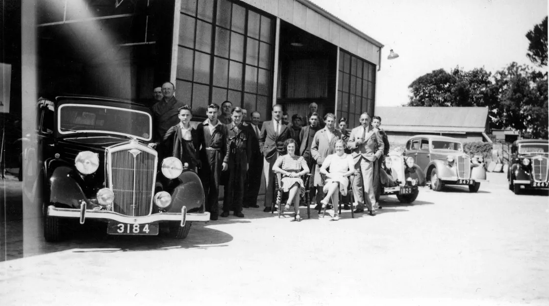 The staff of Le Lacheur’s Garage of Grande Rue in 1939.