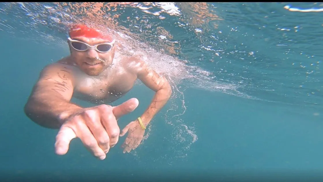 Australian Nick Mauger, who has strong local links, has managed to swim the English Channel. (25520925)