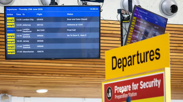 Airport brings in extra fans to cope with heat