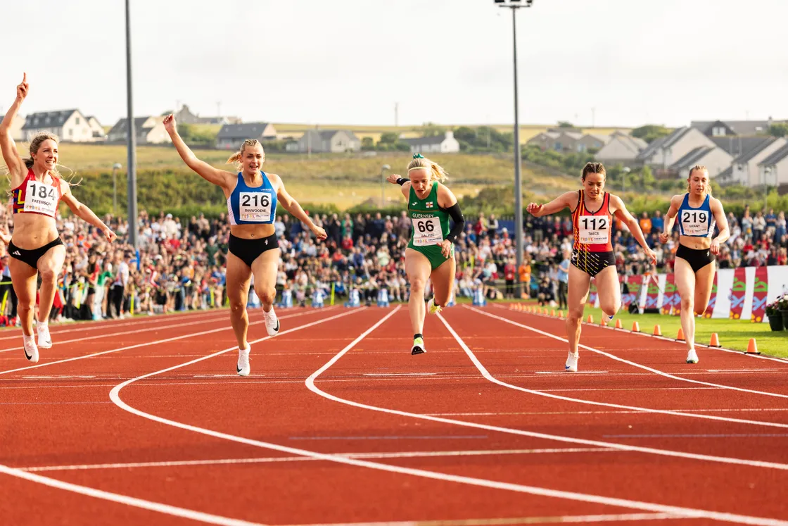Abi Galpin took bronze in a hotly-contested women’s 100m final.