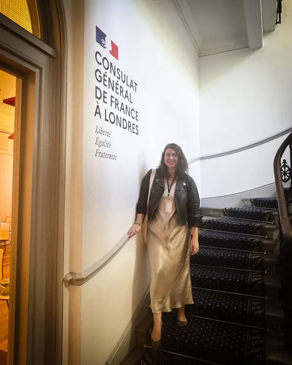 Louise was accepted into the consulate's rolling exhibition programme as a French artist living in Britain.