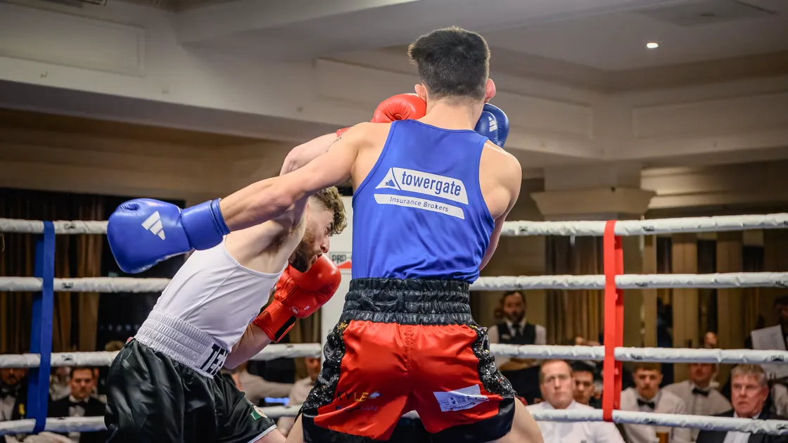 Tommy Teers with a big right hook against Marillious Kelly in the top-of-the-bill bout