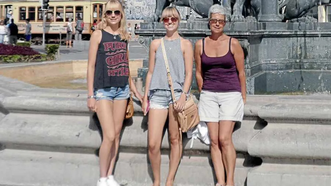 Family's charity skydive in memory of Georgie