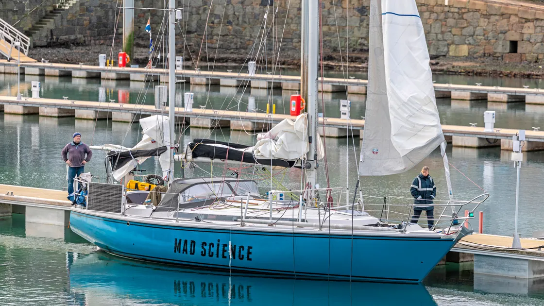 Due to the loss of all electrical power, the yacht was unable to sail, and the crew intended to seek shelter in St Peter Port. Three people were on board