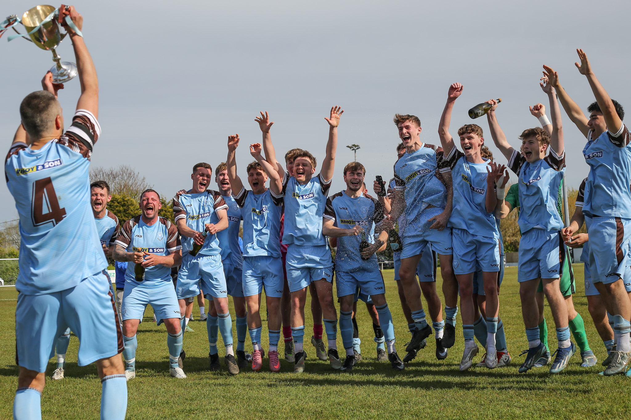 North hit a magnificent seven to be crowned Priaulx League champions