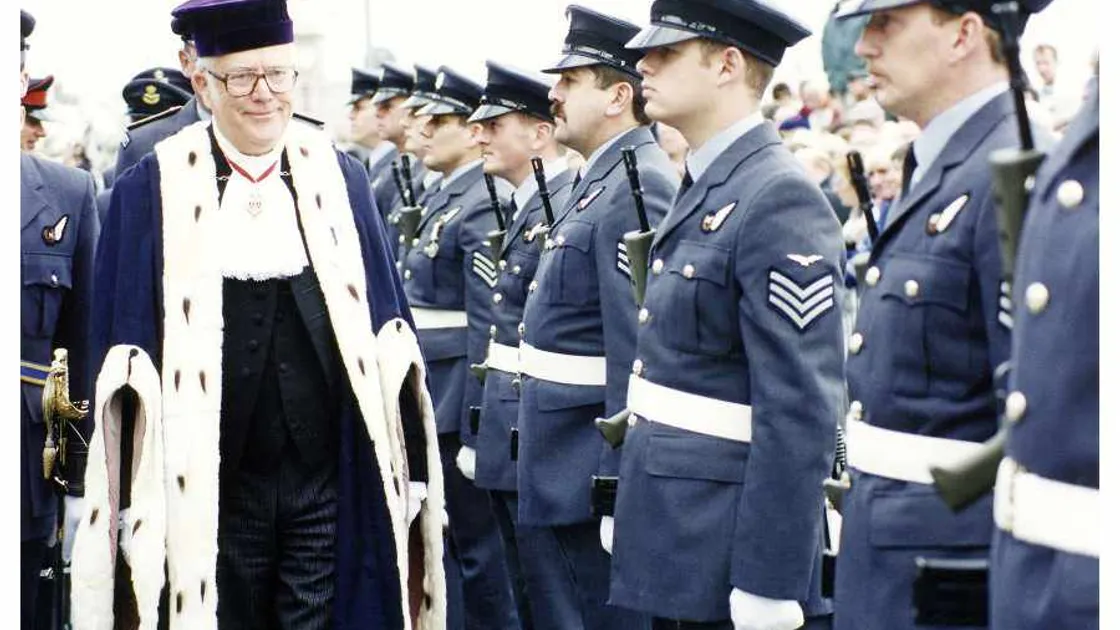 Tributes are paid to former Bailiff Sir Graham Dorey