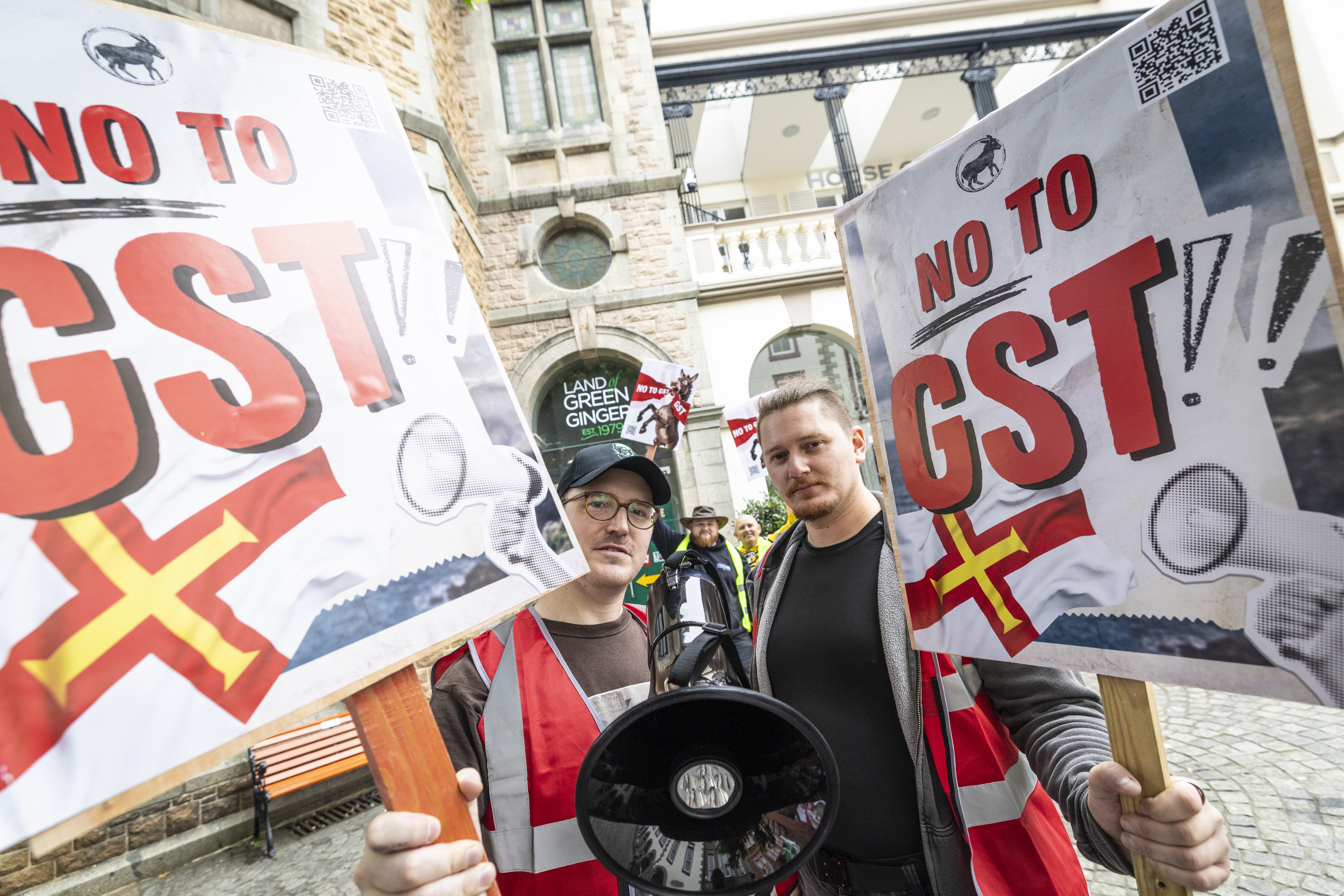 Anti-GST protesters make their voices heard in town