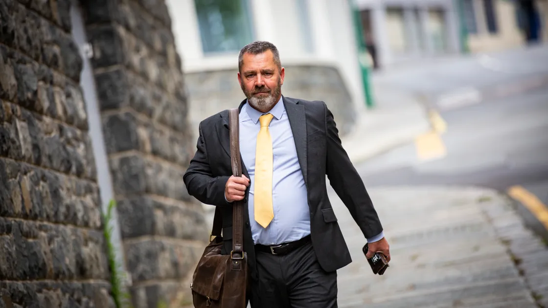 The requete, led by Home Affairs president Marc Leadbeater, was lodged with the States Greffier on Friday and is expected to be debated by the States in March. (32275584)