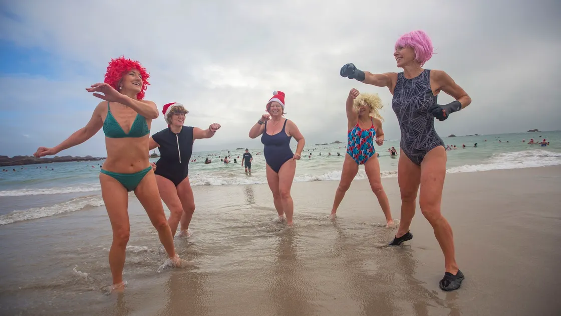 A pre-swim warm-up for, left to right, Jo Huxtable, Pip de Garis, Natalie Chandler, Nicola Chandler and Jane England. (Pictures by Peter Frankland, 30345677)