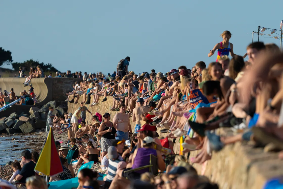 In places at Cobo the crowd was three-deep on the sea wall, while Vazon seemed to have even more people in the area.