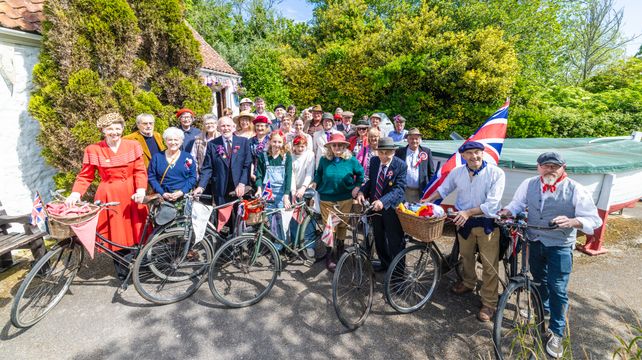 ‘Old Bike Gang’ get together ahead of joining cavalcade