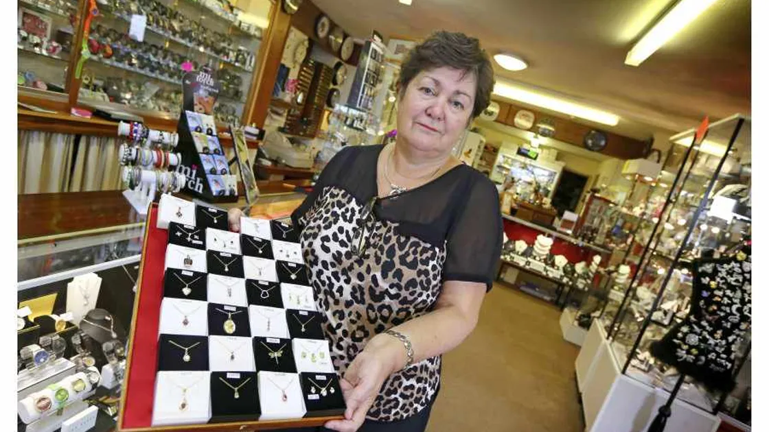Telling her staff of closure 'breaks shop owner's heart'