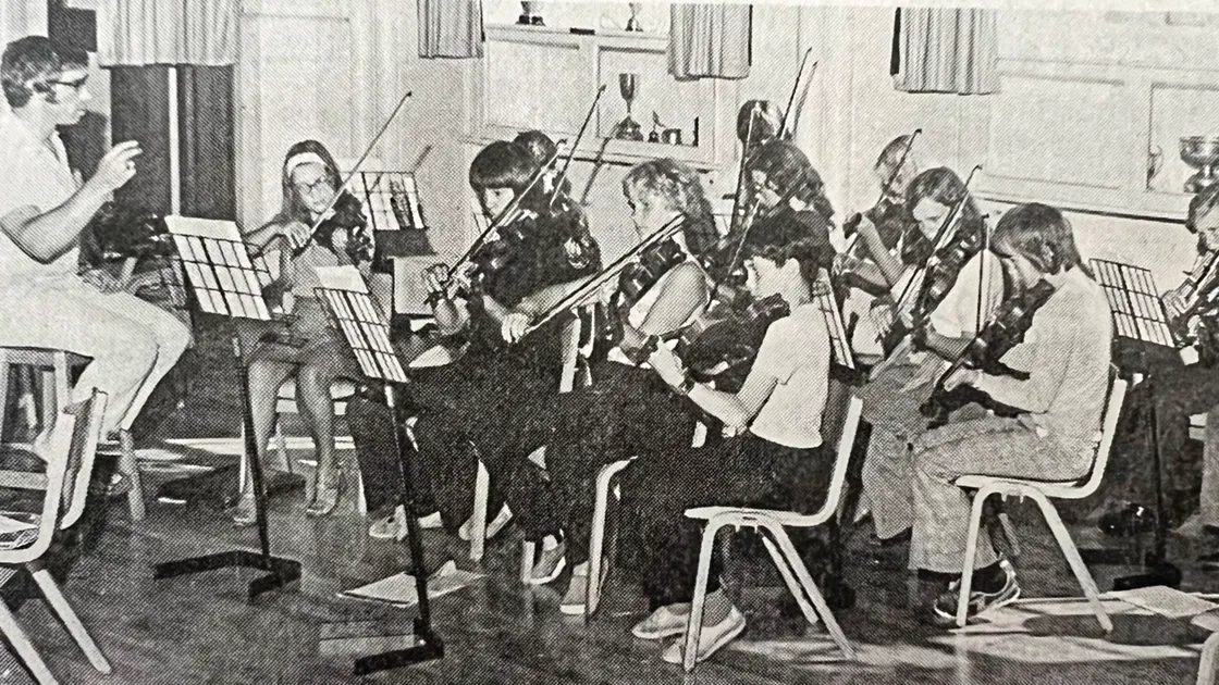 The first course in 1975: ‘Eager young violinists improve their technique under the direction of Miles Atwell’