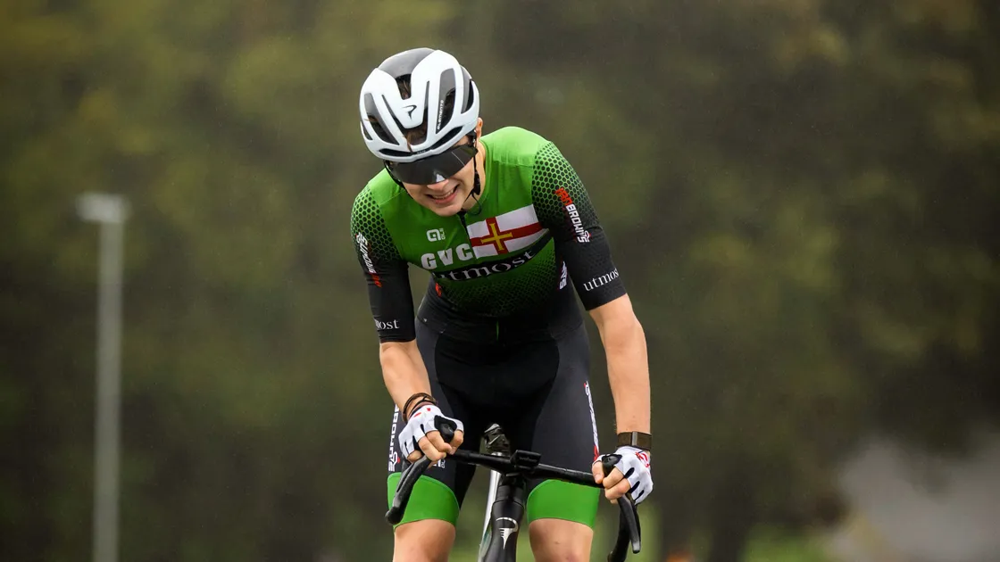 Zach Smith has also impressed locally, smashing the 2min. barrier in the season-ending Le Val des Terres hill climb.