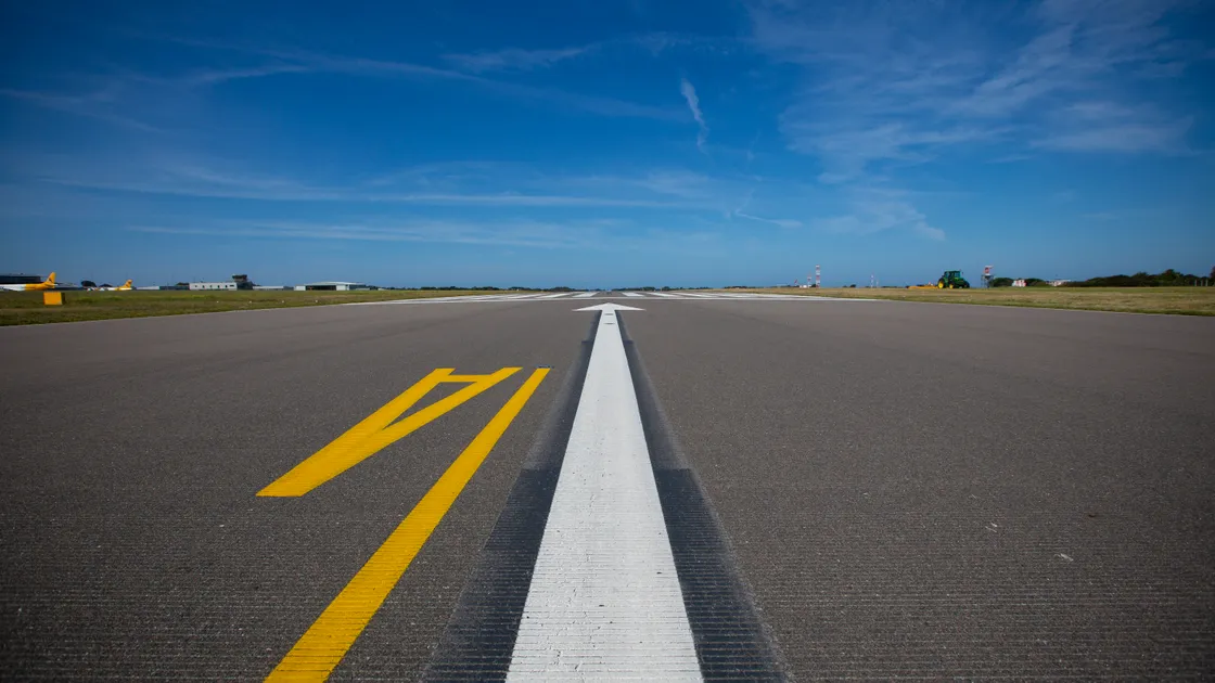 (Picture By Peter Frankland, 30042199)