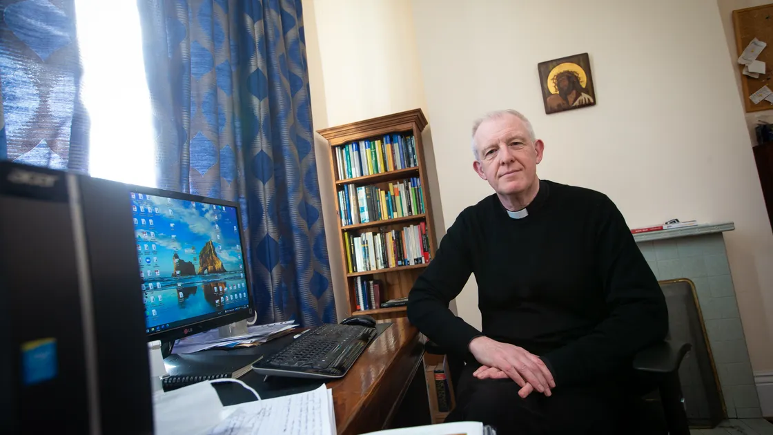 Castel rector the Rev. Scott Lamb is holding his final service at the parish church on Sunday before leaving the island for a new post in Berkshire. (Picture by Peter Frankland, 30172794)