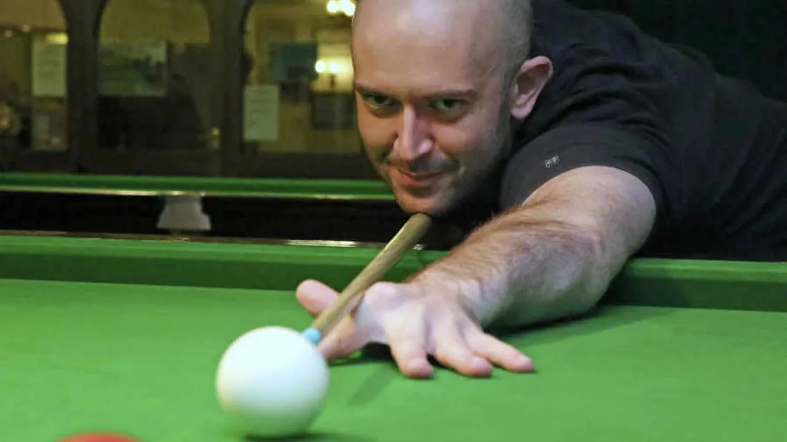 Hughes and Sutton claim top honours in Island Pool Championships