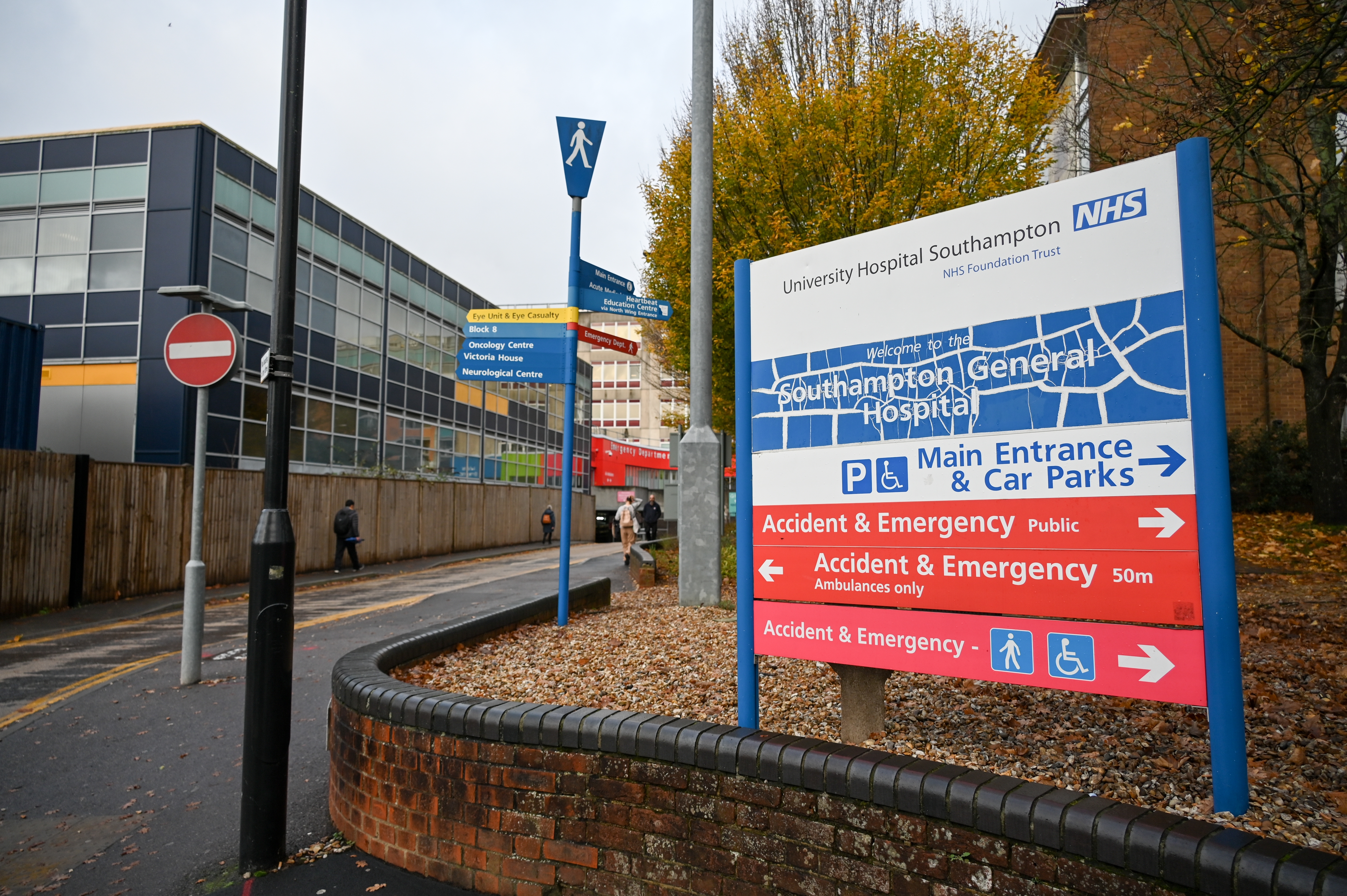 Patients made to wait weeks for repayment of health travel costs