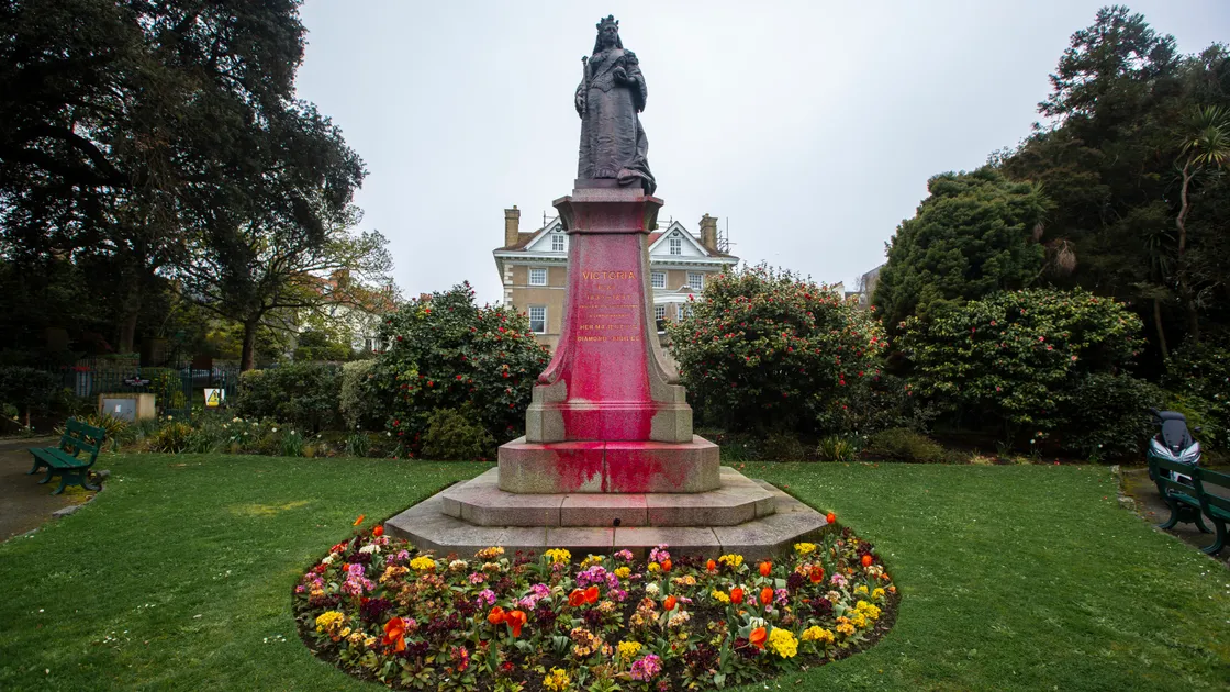 The statue of Queen Victoria in Candie Gardens after Zara Tingay had thrown red wine over it. (Picture by Peter Frankland, 33492995)