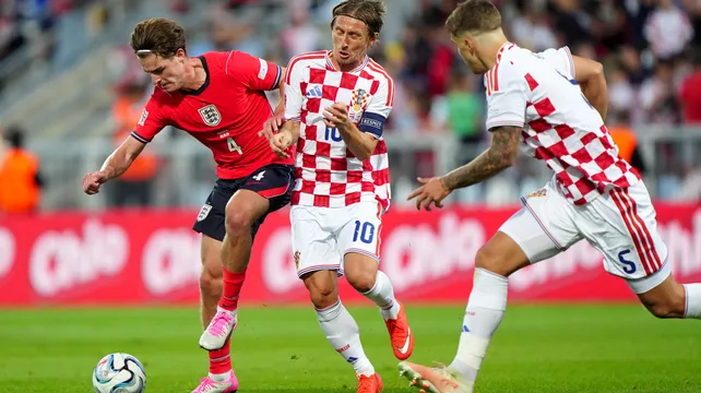 Scott makes first start as England crush Croatia