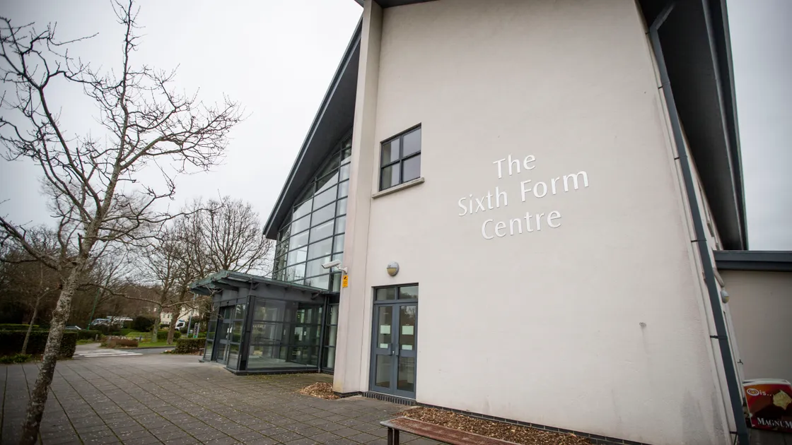 The Grammar School and Sixth Form Centre. (28596695)