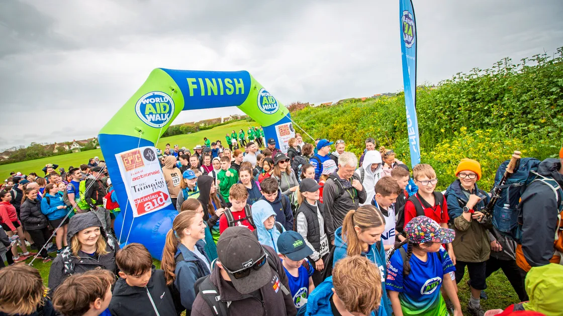 Hundreds of participants set off from Rovers AC at Port Soif for yesterday’s World Aid Walk. (Pictures by Sophie Rabey, 33205672)