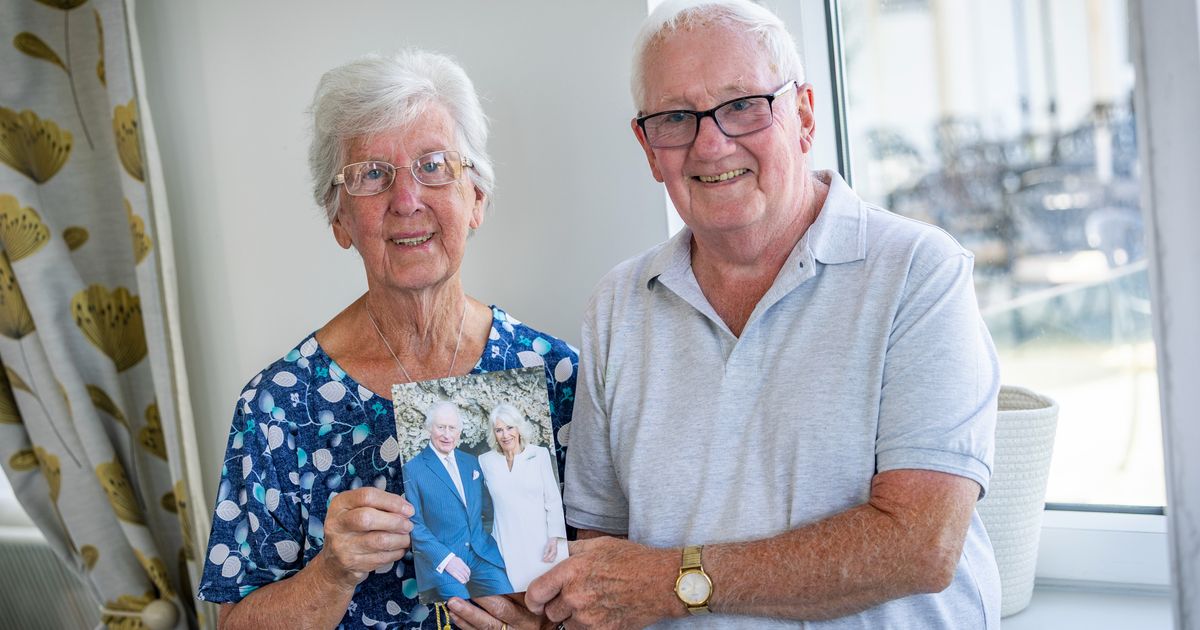 Couple return to honeymoon island for 65th anniversary