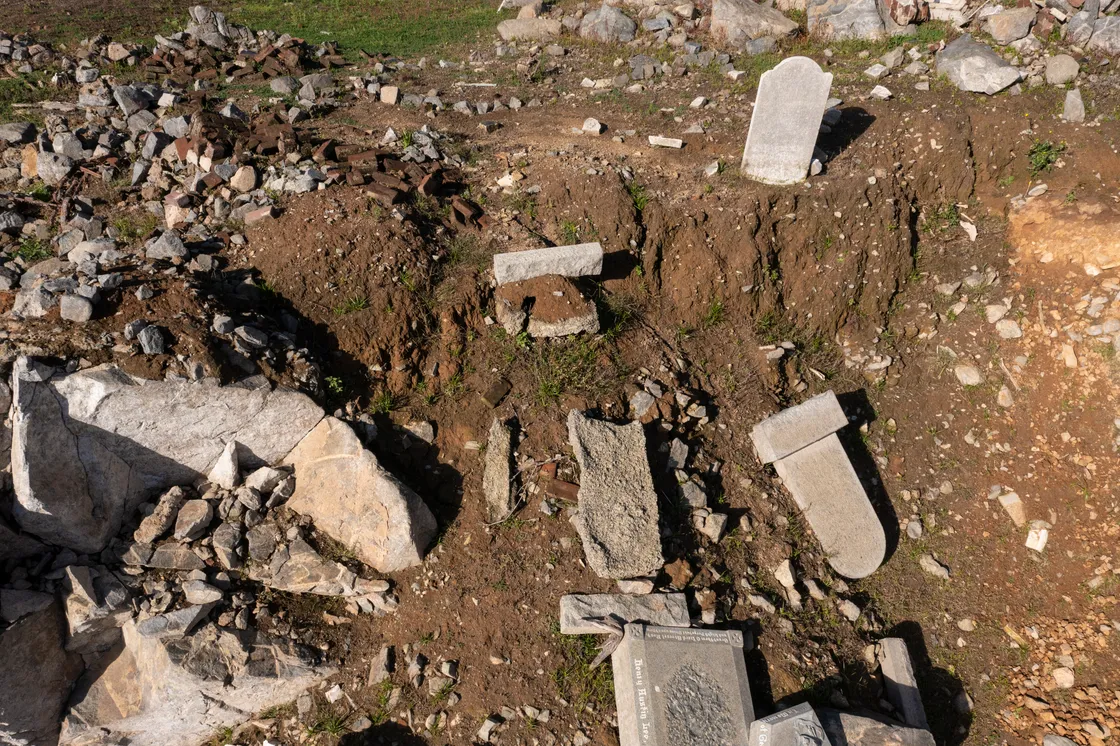 Drone photographs of quarry water levels carried out by the Guernsey Press at the invitation of Guernsey Water last summer revealed fallen gravestones. (32374211)