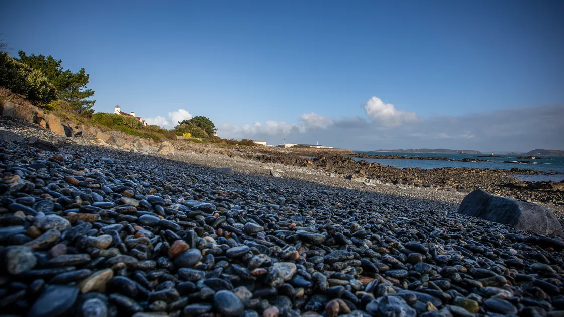 Deputy John Gollop suggested that applying a ‘national park’ designation to part of the south-east of St Sampson’s, starting at Belle Greve Bay, would help to balance plans for extensive additional residential developments in the northern parishes