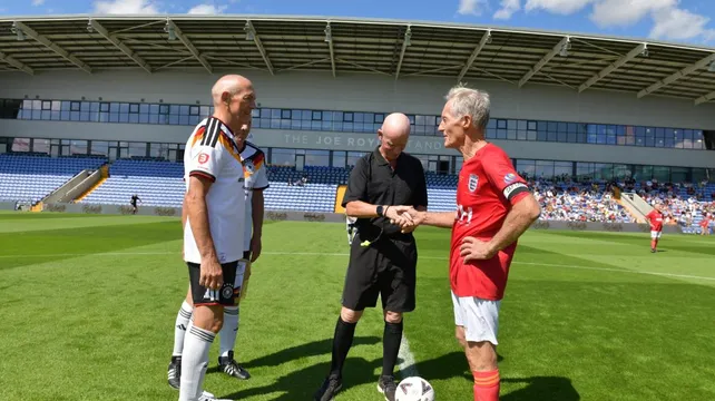 Footie veteran Geoff helps England relive ‘66 victory