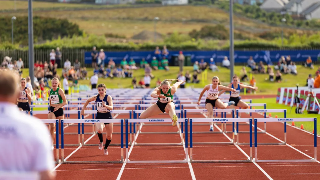 Rhiannon Dowinton storming to women’s 100m hurdles gold in Orkney while Guernsey teammate Victoria Hancock takes bronze. The standards required for Faroes 2027 have been revealed.