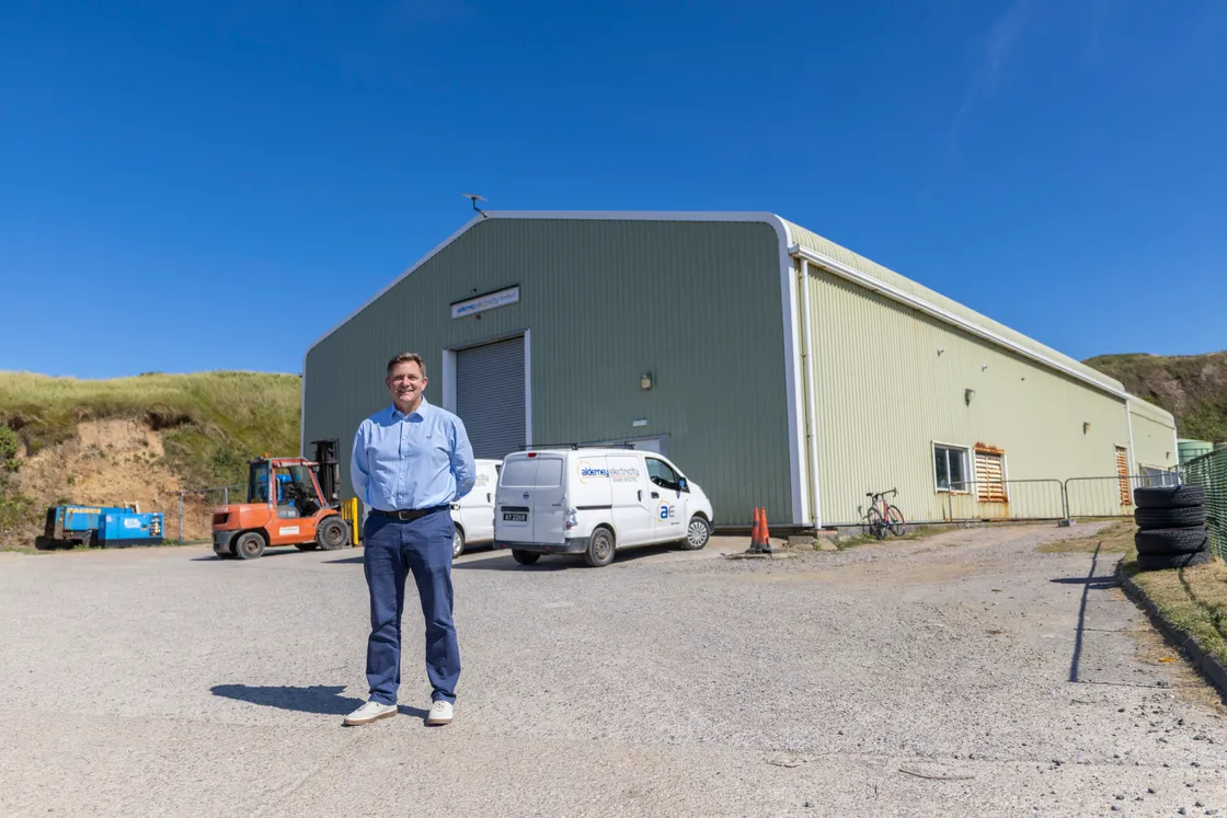 The first step that the company now plans to take is to put solar panels on the roof of their own offices then power station