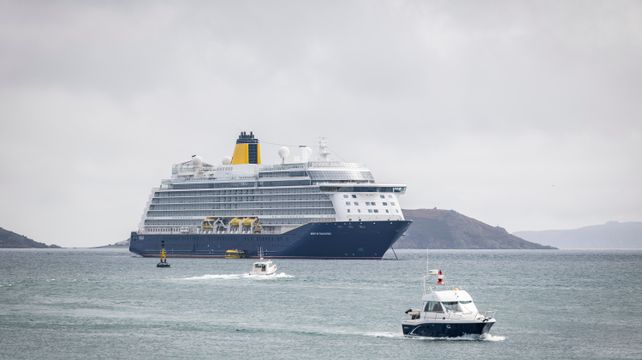Cruise passengers have the Spirit of Discovery