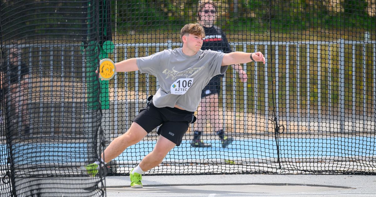 Teenager Prince rewrites 38-year-old discus record