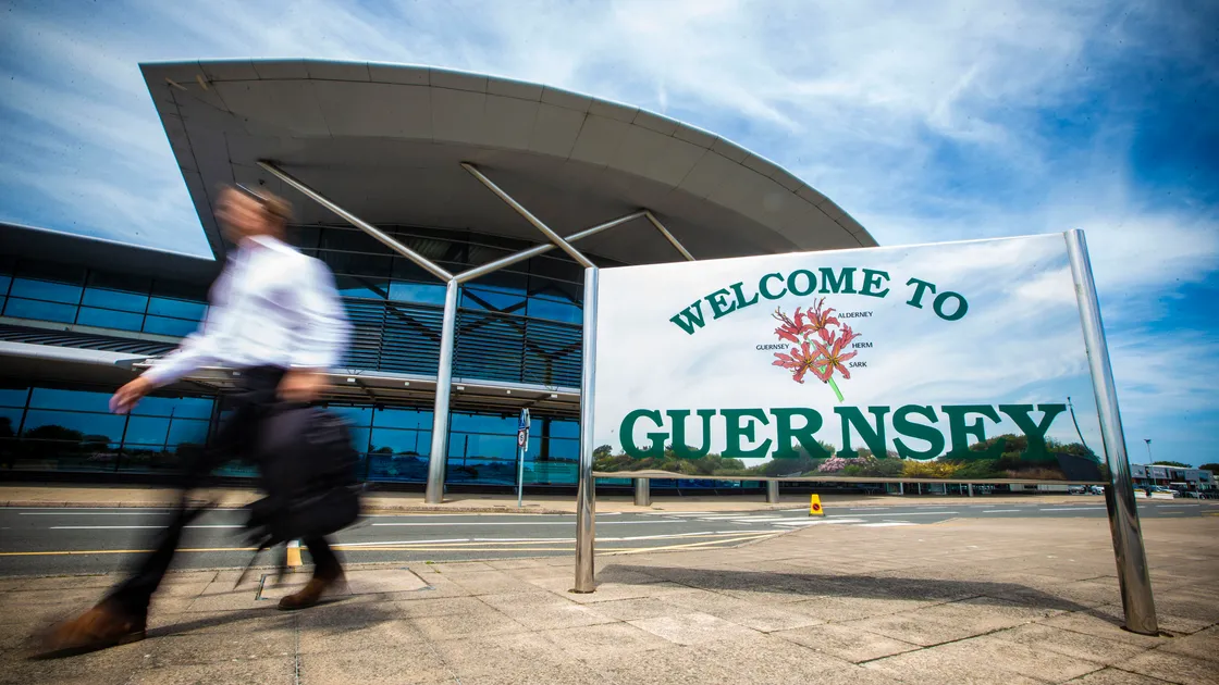  (Picture by Peter Frankland, 29795558)