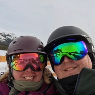 Joanna and Richard. (33326585)