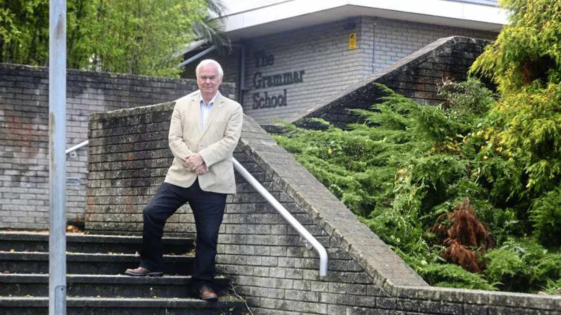 'Rebuild La Mare, make Grammar post-16 college'