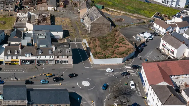 Bridge trader happy with P&R’s demolition plans