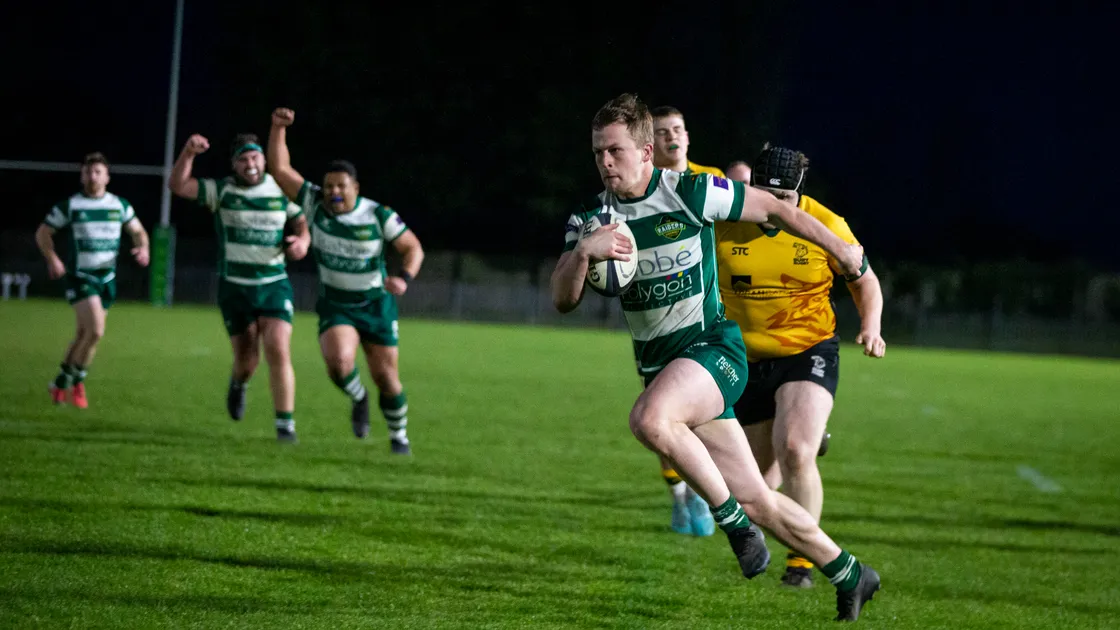 Callum Roberts breaks through the Bury St Edmunds line to score his second try on Friday night. (Pictures by Luke Le Prevost, 32011553)