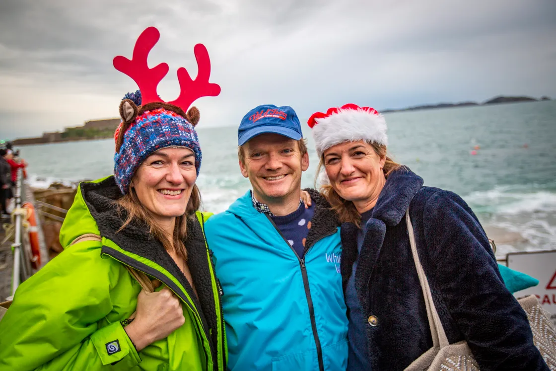 Lisa Clark, right, was born and brought up in Guernsey, but now lives in East Sussex. She returns for Christmas and the swim is a chance to meet friends like Michelle Fattorini and Henry Mowbray. (31607858)