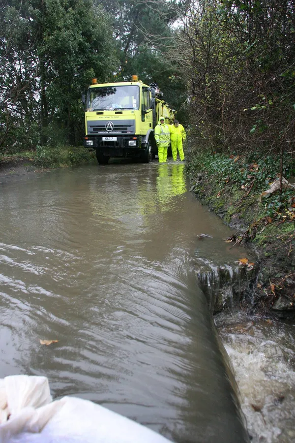 Equal 9th – Unlike Storms Ciara, Ciaran and Eunice, that of 2 December 2007 just makes the list, but it was flooding rather than wind damage that kept States Works busy at low-lying locations such as Douit Lane in the Vale