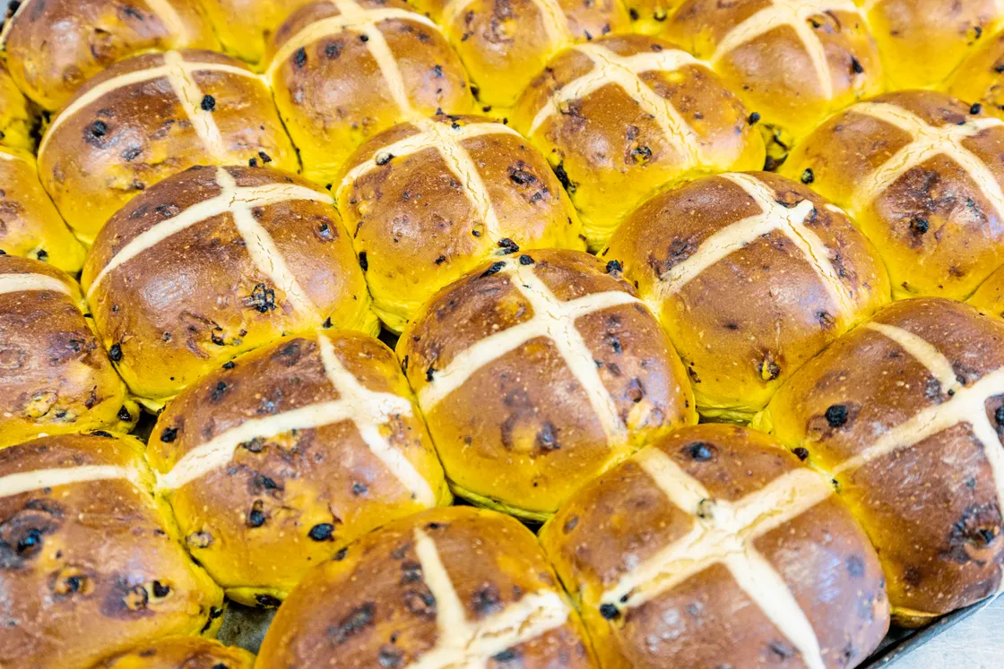 By the end of the week the shop will have sold between 25,000 and 30,000 buns.