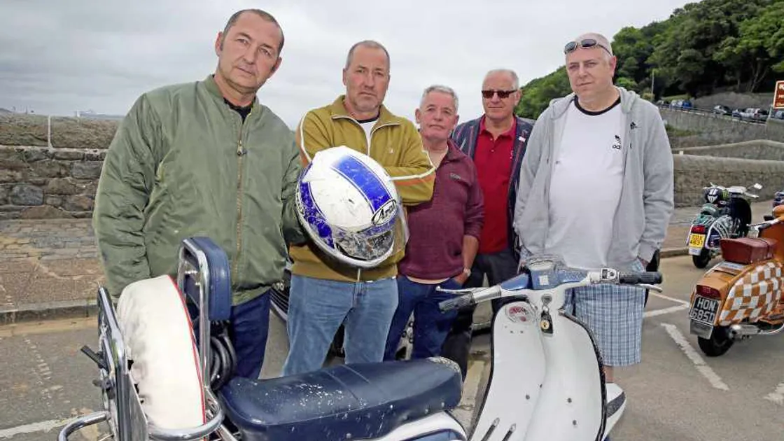 Pressure hose flies off and hits scooter rider