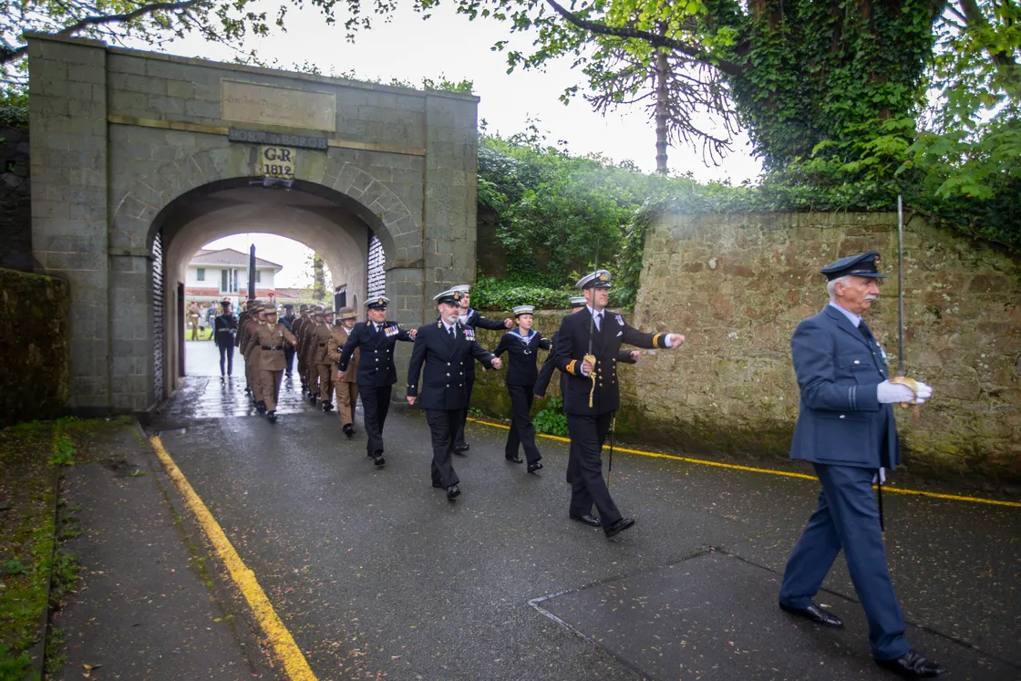The Coronation parade leaving Fort George. (32088522)