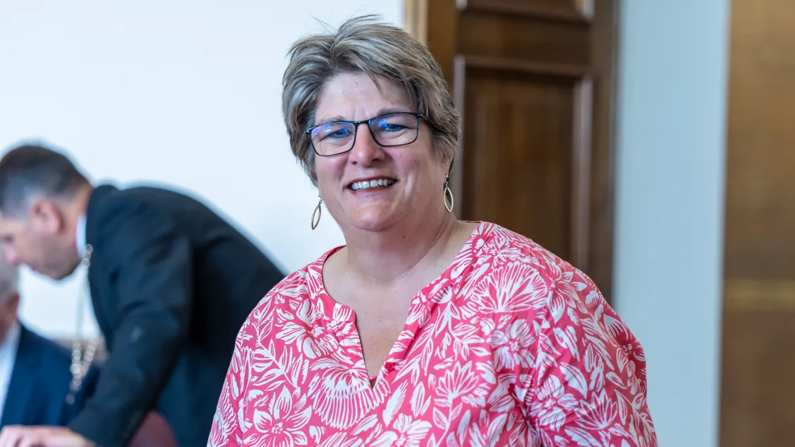 Deputy Ozanne wants the decision on food to be deferred and included in a landmark tax debate set for July, when P&R has said it will lay out the full details of various options for dealing with a ‘black hole’ in public finances