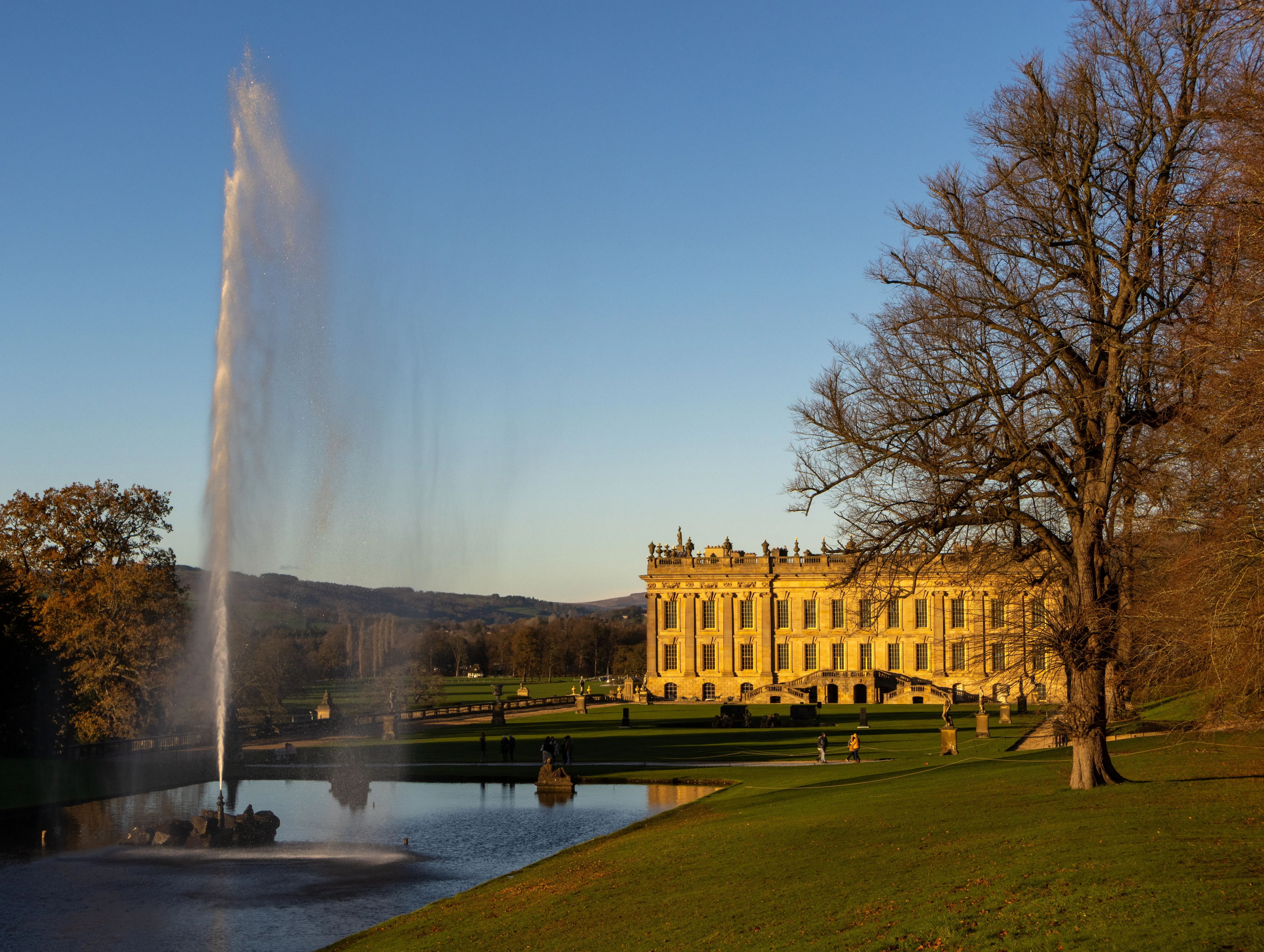 ‘At that moment she felt that to be mistress of Pemberley might be something!’