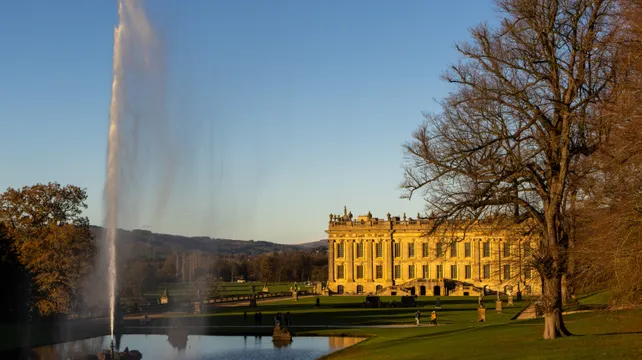 ‘At that moment she felt that to be mistress of Pemberley might be something!’